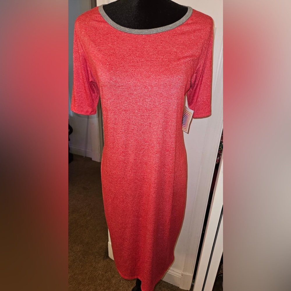 LuLaRoe Red Sheath Midi Dress 3/4 Sleeve Crew Neck